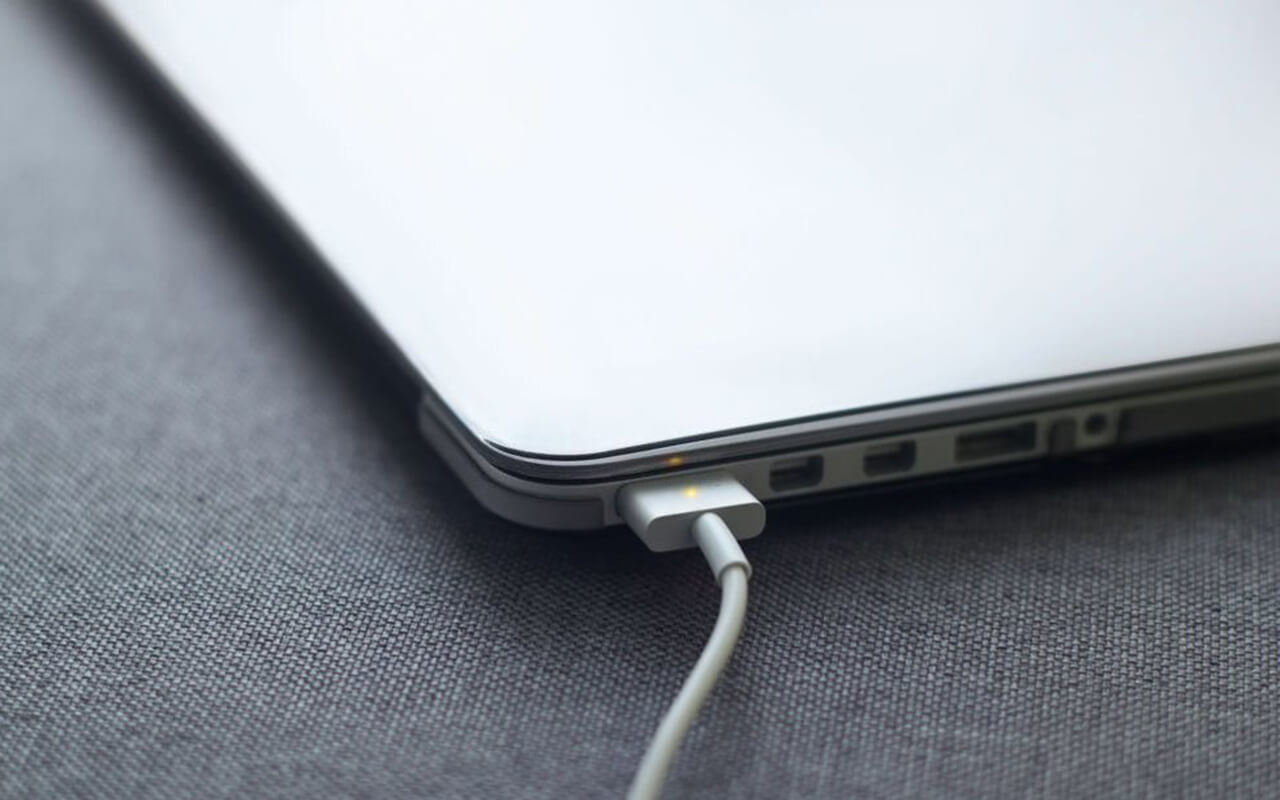 how-long-should-i-charge-my-laptop-battery-technize